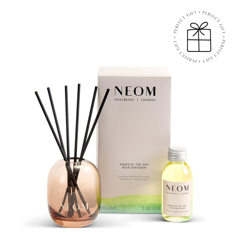 NEOM  diffuser set with bottle and packaging on a white background
